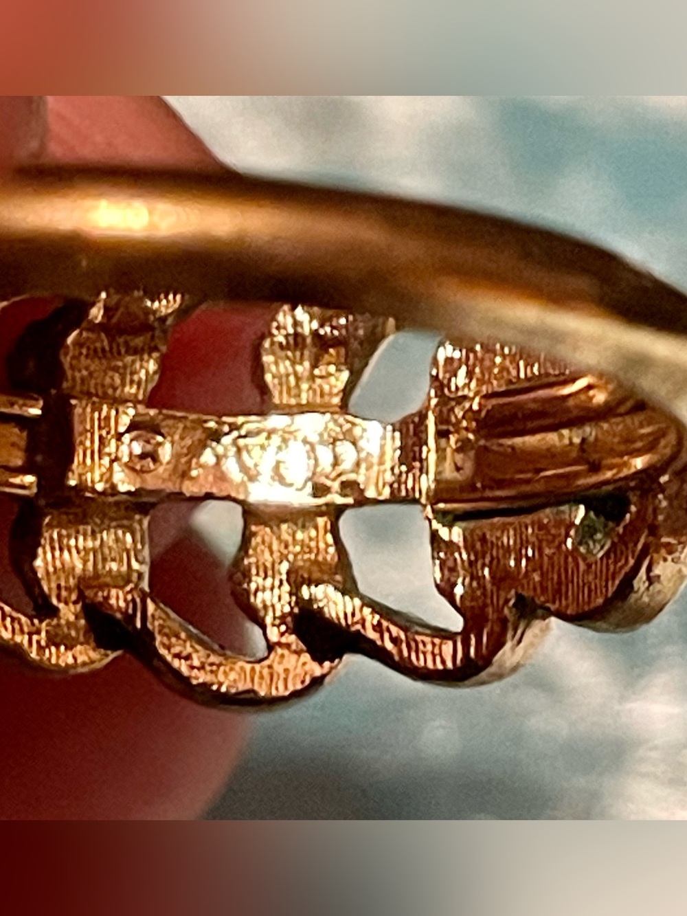 Vintage 1970’s Gold Tone Rope Band Ring sz 8 - Picture 4 of 5